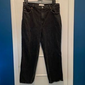 Abercrombie and Fitch Ankle Ultra High Rise Straight Jeans in Black